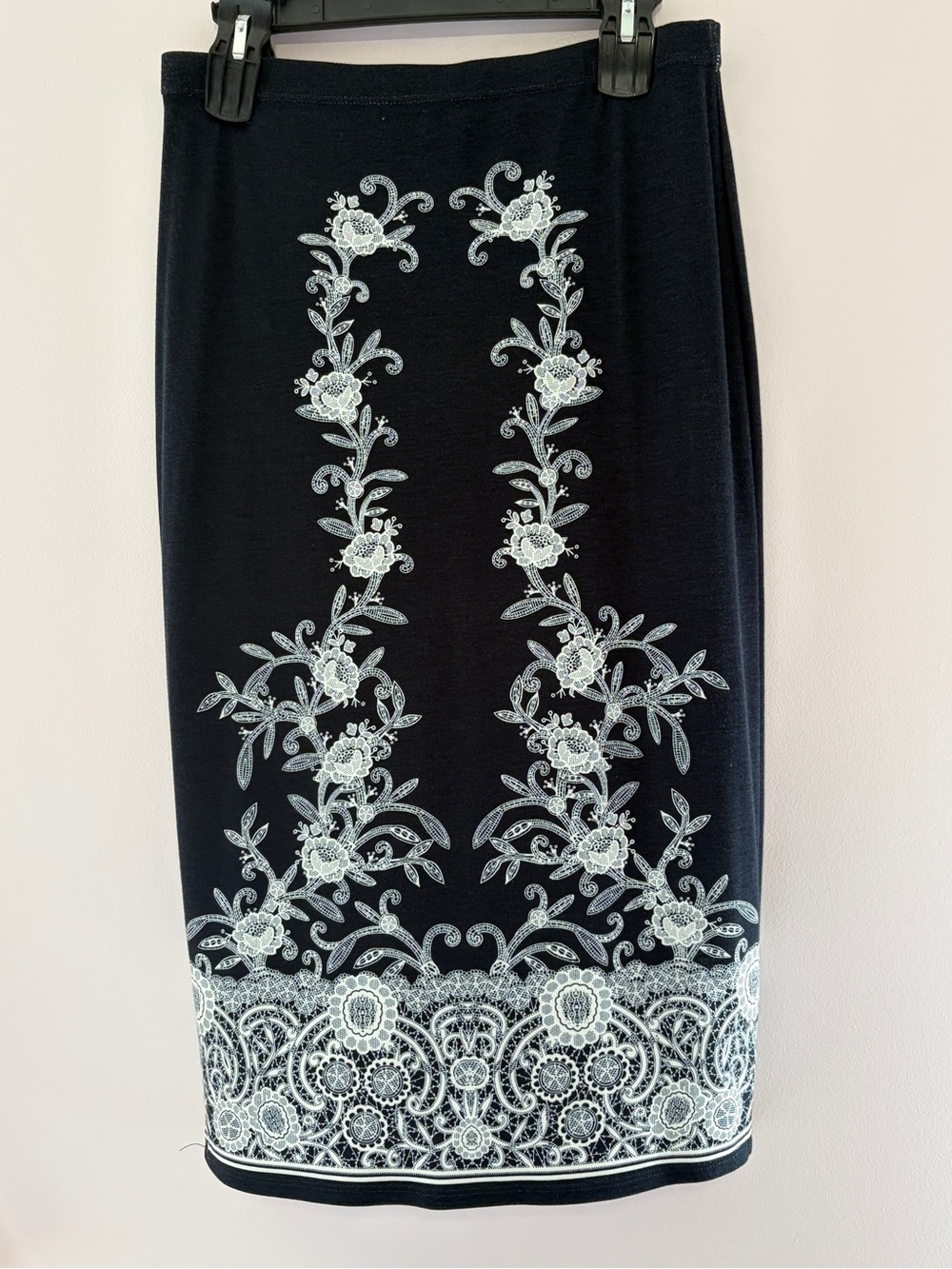 Navy Floral Embroidered Print Pencil Skirt